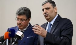 رياض حجاب يدعو المجتمع الدولي للتحرك لوقف المجازر في حلب